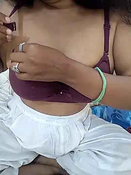 Sexy Divya   online show from 05/10/26, 06:29