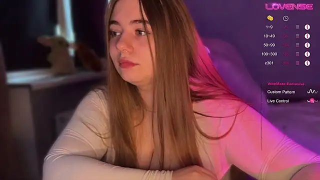 AmeliaMiles online show from 04/20/26, 08:28