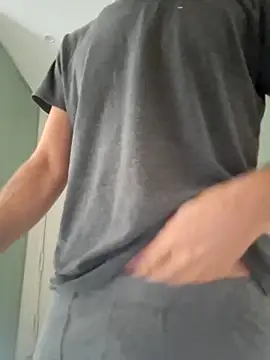 CuteDaddy92 online show from 02/11/26, 09:36