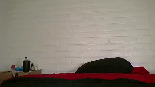 nikkibae33 online show from 03/15/26, 09:54