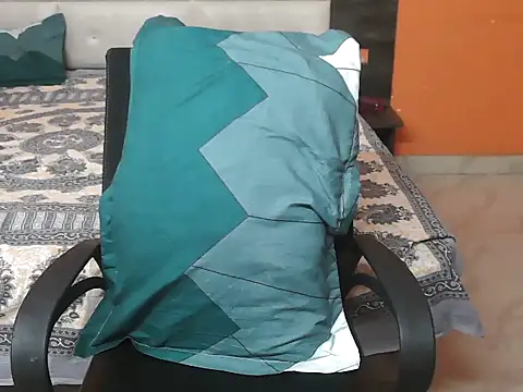 DoremonGirl online show from 02/05/26, 04:28