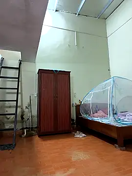 Lynly k2 online show from 03/23/26, 01:20