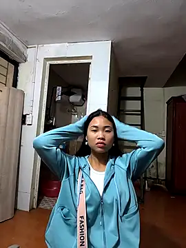 Lynly k2 online show from 04/06/26, 12:08