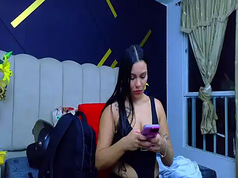 ShanellDiaz  online show from 03/25/26, 06:08