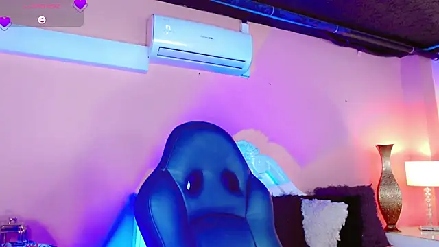 AnnaRouseQueen online show from 02/07/26, 07:50