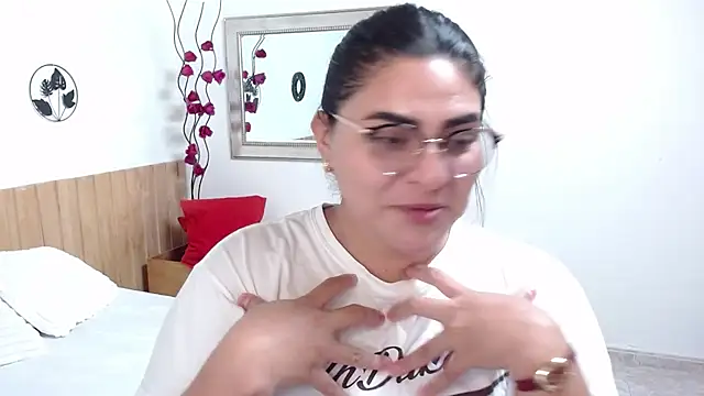 MariaVex online show from 04/21/26, 02:51