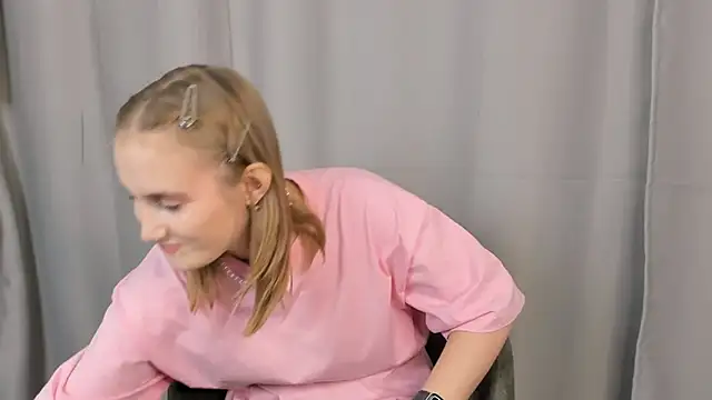 Snapshot of MicahZeigler chatting on 11/08/25, 08:25 MicahZeigler online show from 11/08/25, 08:25