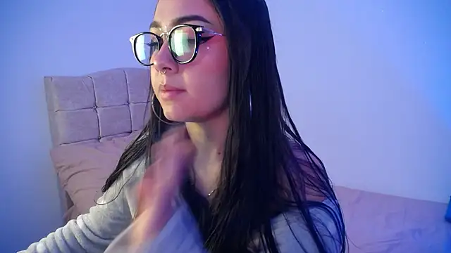  Pariiss online show from 04/15/26, 10:10