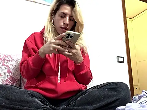 ESTRELLABERECHUCKY online show from 01/16/26, 04:11