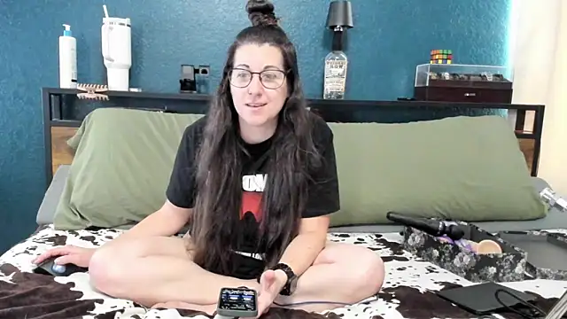 Sammie Ray online show from 04/08/26, 02:50