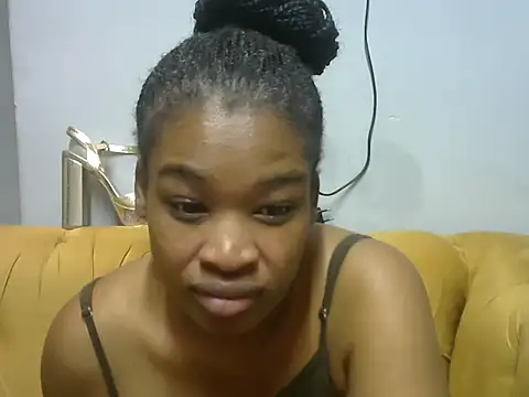 Snapshot of JuiceLips88 chatting on 06/05/26, 06:24 JuiceLips88 online show from 06/05/26, 06:24