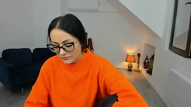 AnyaEvy online show from 12/02/25, 05:02