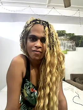 Snapshot of Tara-barbie chatting on 11/07/25, 11:16 Tara-barbie online show from 11/07/25, 11:16