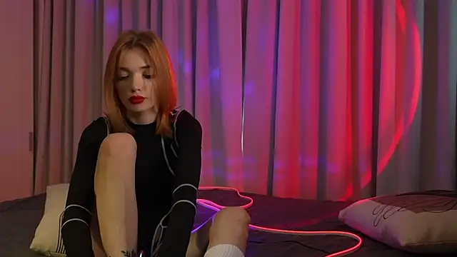 Snapshot of LinaaVelle chatting on 05/03/26, 03:12 LinaaVelle online show from 05/03/26, 03:12