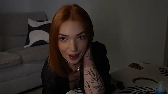 Snapshot of LinaaVelle chatting on 07/03/26, 01:12 LinaaVelle online show from 07/03/26, 01:12