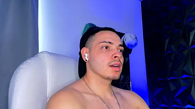 Maxwell Dupont online show from 12/19/25, 08:16