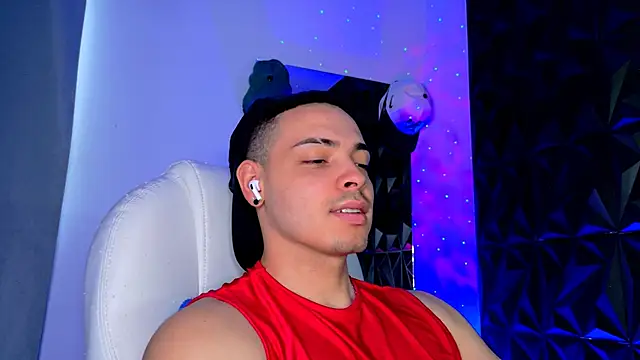 Maxwell Dupont online show from 01/12/26, 08:47