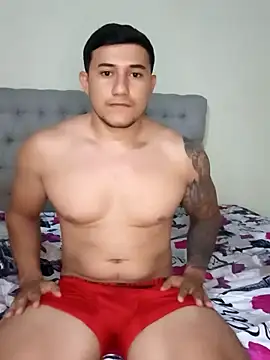 Snapshot of Arthurklei chatting on 11/08/25, 01:39 Arthurklei online show from 11/08/25, 01:39