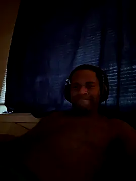 CrookedBeaut online show from 11/30/25, 02:32