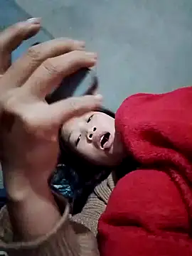 Yumiik2kk online show from 11/23/25, 09:47