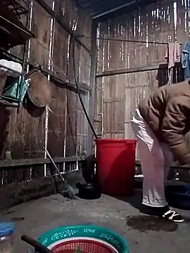 Yumiik2kk online show from 11/24/25, 11:15