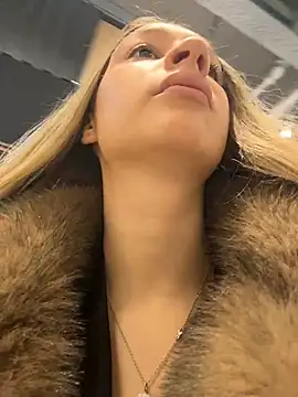 SashaCatt online show from 11/27/25, 07:32