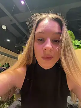 SashaCatt online show from 12/02/25, 07:47