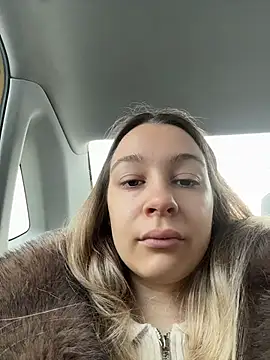 SashaCatt online show from 02/02/26, 08:02