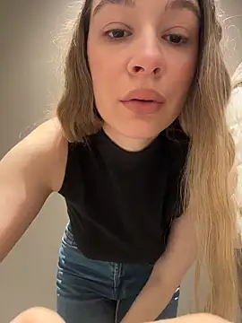 SashaCatt online show from 02/18/26, 07:48