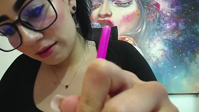 Snapshot of SCARLETT_INK_ chatting on 05/09/26, 12:10 SCARLETT INK online show from 05/09/26, 12:10