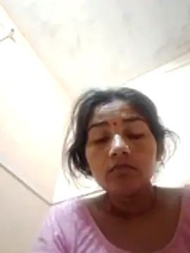 Snapshot of Seema_ji12 chatting on 12/14/25, 12:49 Seema ji12 online show from 12/14/25, 12:49