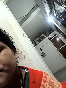 Hot suini online show from 02/19/26, 11:23