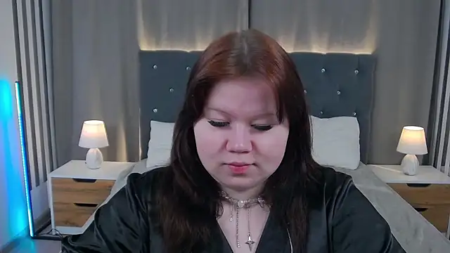 Snapshot of EvaNova_ chatting on 02/07/26, 05:11 EvaNova online show from 02/07/26, 05:11