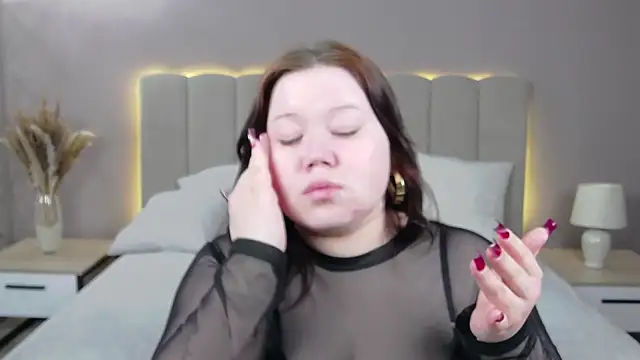 Snapshot of EvaNova_ chatting on 03/01/26, 05:31 EvaNova online show from 03/01/26, 05:31