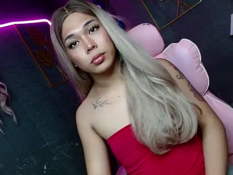 slutty lauraxxx online show from 02/22/26, 01:42