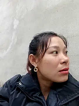 Snapshot of Lyla_john chatting on 12/16/25, 09:47 Lyla john online show from 12/16/25, 09:47