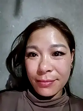 Snapshot of Lyla_john chatting on 02/13/26, 11:23 Lyla john online show from 02/13/26, 11:23