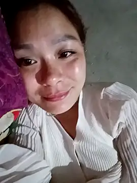 Snapshot of Lyla_john chatting on 02/23/26, 01:19 Lyla john online show from 02/23/26, 01:19