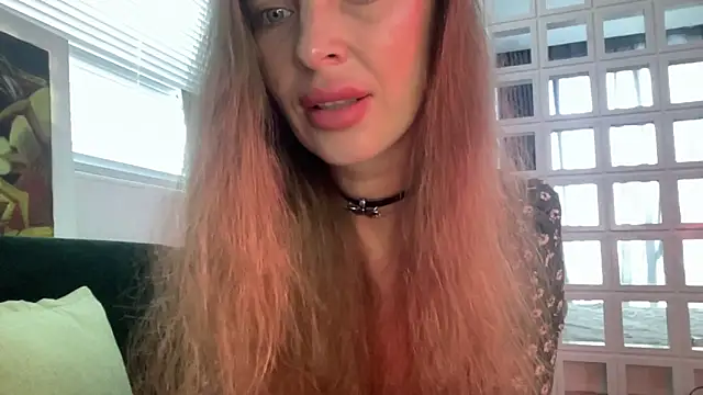 Snapshot of sour_sugar chatting on 11/17/25, 02:28 sour sugar online show from 11/17/25, 02:28