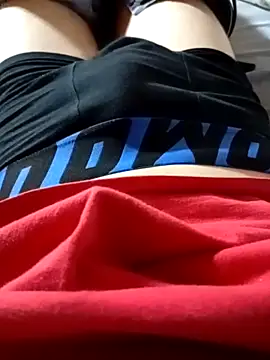 Snapshot of frannsk2 chatting on 11/08/25, 04:29 frannsk2 online show from 11/08/25, 04:29