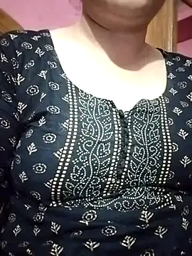 Snapshot of Keya-009 chatting on 01/10/26, 11:34 Keya-009 online show from 01/10/26, 11:34