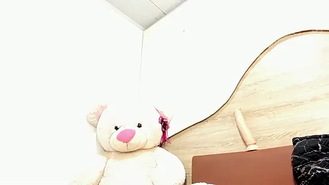 AMARA BRUNET online show from 11/21/25, 12:59