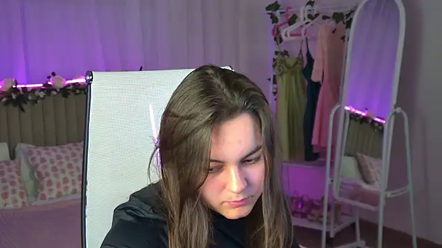 FrancescaCavaliere online show from 07/08/26, 03:49