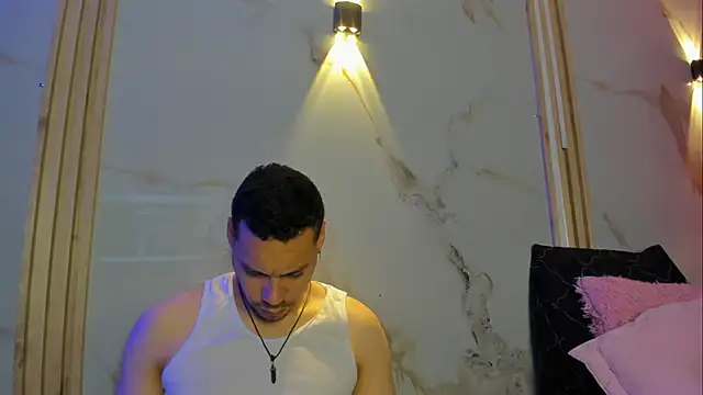 Aron and molly online show from 02/05/26, 11:59