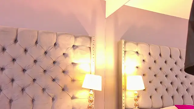 EllaEvanz online show from 02/05/26, 08:57