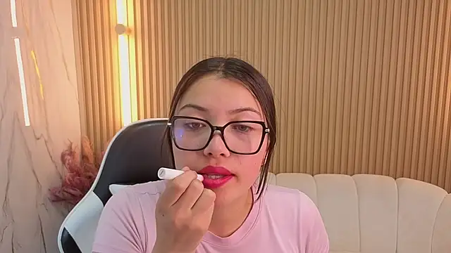 Snapshot of venus_velvet_tp chatting on 11/27/25, 07:38 venus velvet tp online show from 11/27/25, 07:38