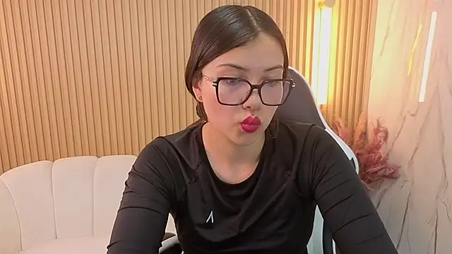 Snapshot of venus_velvet_tp chatting on 12/01/25, 07:41 venus velvet tp online show from 12/01/25, 07:41