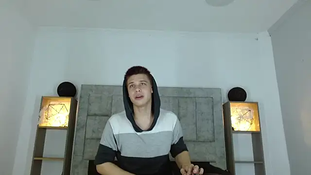 Liam York  online show from 01/15/26, 02:05