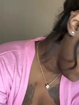 Snapshot of ToyaThick chatting on 03/02/26, 03:52 ToyaThick online show from 03/02/26, 03:52