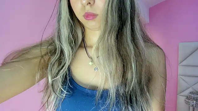 Sara connor01 online show from 11/27/25, 09:06